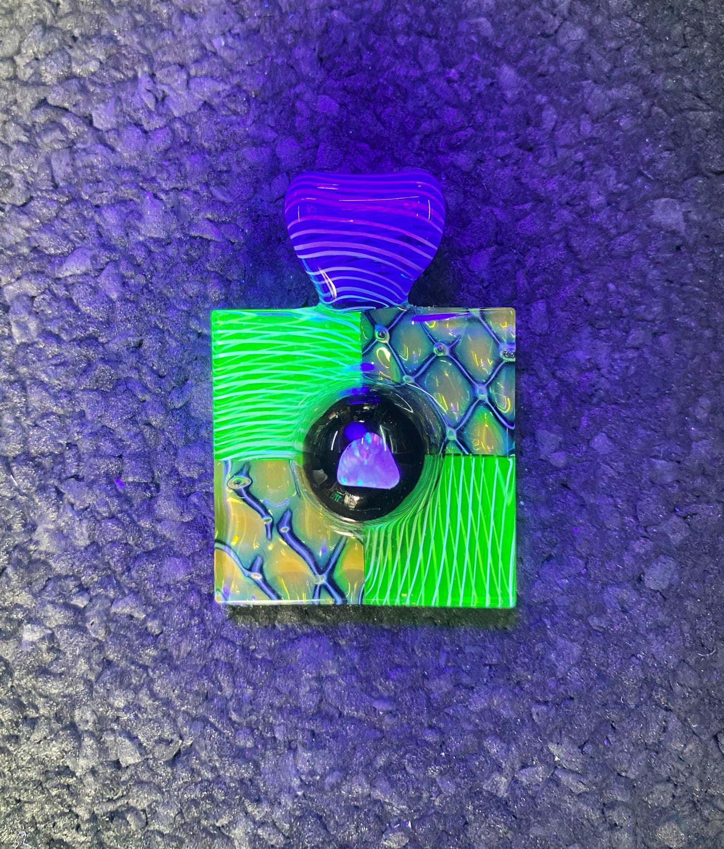 Hondo x Organic Glass UV Pendant